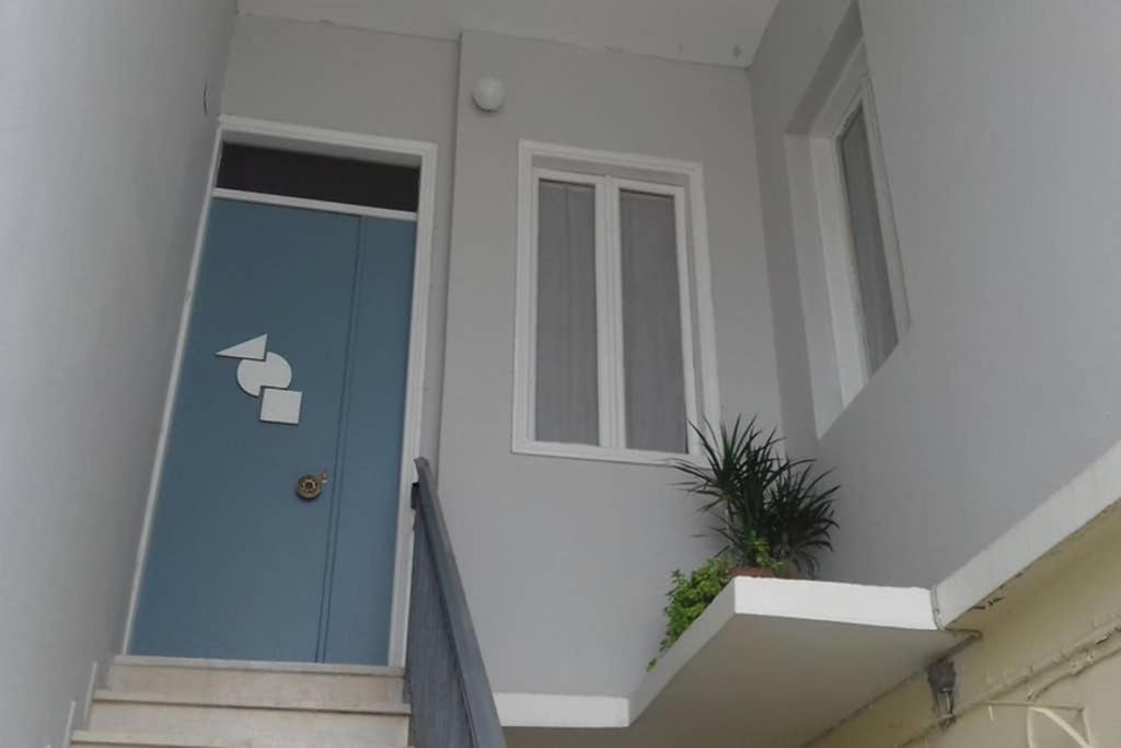 Paris House 1 Apartment Patras Luaran gambar