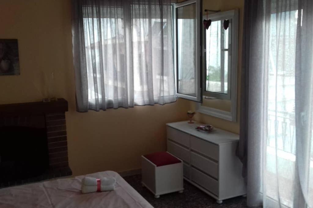 Paris House 1 Apartment Patras Luaran gambar