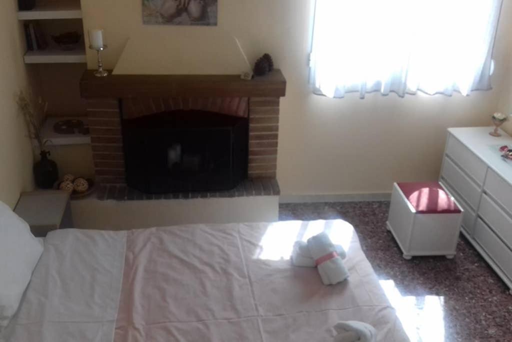 Paris House 1 Apartment Patras Luaran gambar